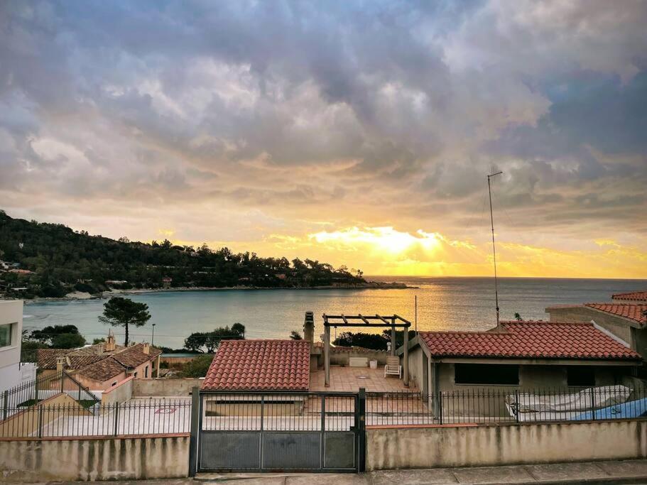 Amazing View - Exclusive Apartment Portu Frailis Àrbatax Extérieur photo